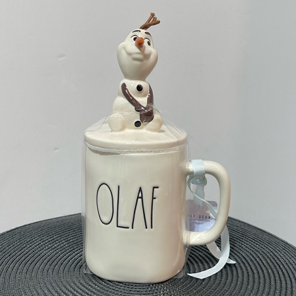 Rae Dunn Olaf Mug with Topper NWT